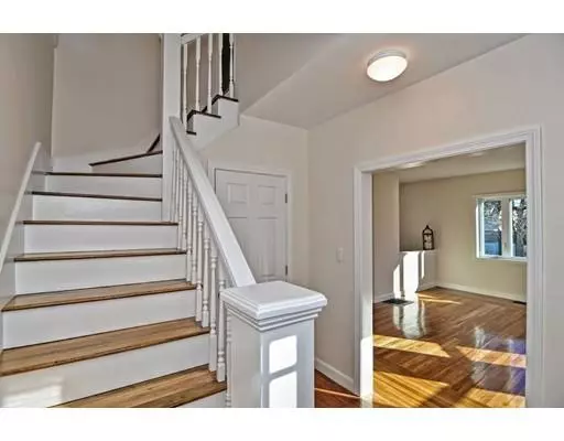 Lynn, MA 01902,21 Walter St.