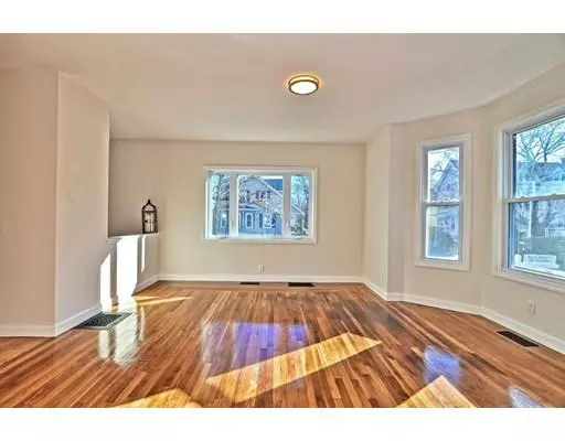 Lynn, MA 01902,21 Walter St.