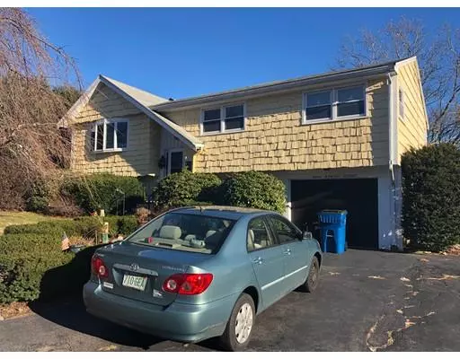 7 Exeter St, Randolph, MA 02368