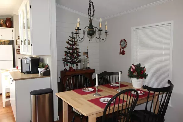 Plainville, MA 02762,5 Elliott Drive