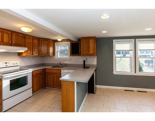 Raynham, MA 02767,112 Carver St