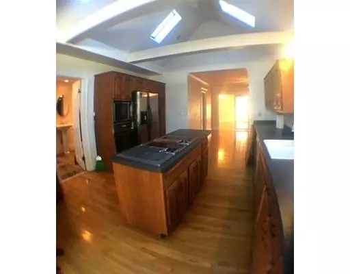 Weymouth, MA 02191,512 Bridge