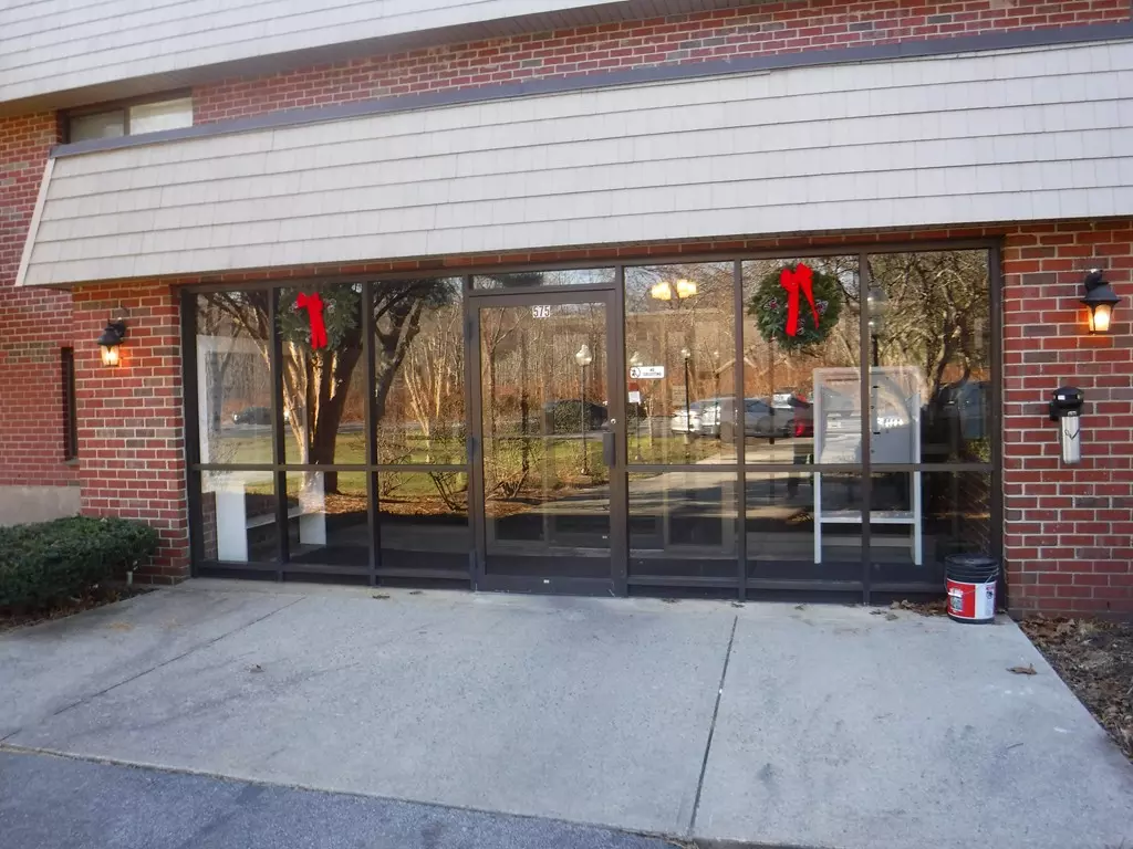 Weymouth, MA 02189,575 Broad St #206