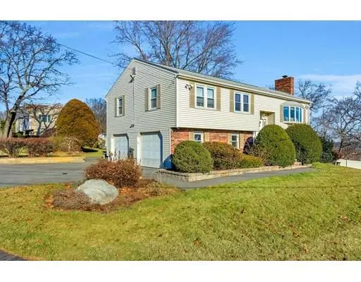 14 Bradford Road, Woburn, MA 01801
