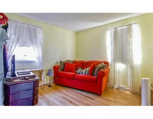 Palmer, MA 01069,9 Carol St