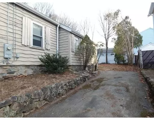 Dedham, MA 02026,9 Cass Ave