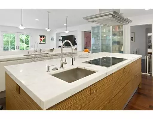 Brookline, MA 02467,242 Woodland Rd