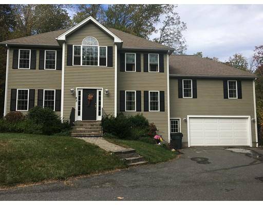 43 Champeaux Rd, Sturbridge, MA 01518