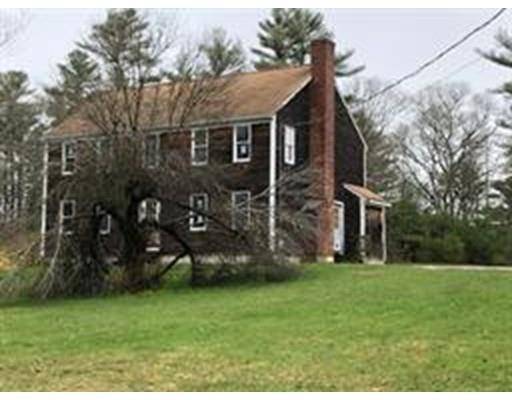 105 County St, Lakeville, MA 02347