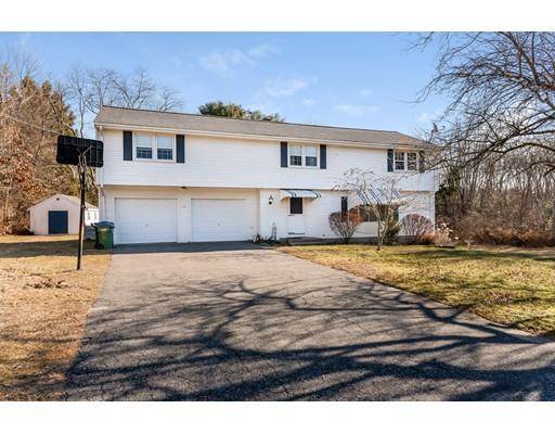 12 Colonial Way, Rehoboth, MA 02769