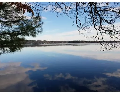 Lakeville, MA 02347,7 Jeanine St