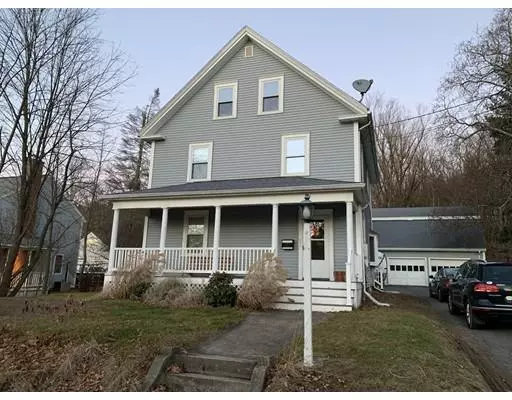 59 Madison St, Amesbury, MA 01913