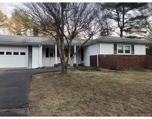 Hanson, MA 02341,247 Adams Cir