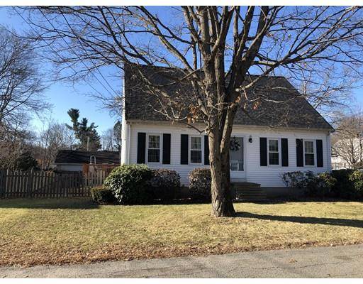 1 Hillcrest Dr, Plainville, MA 02762