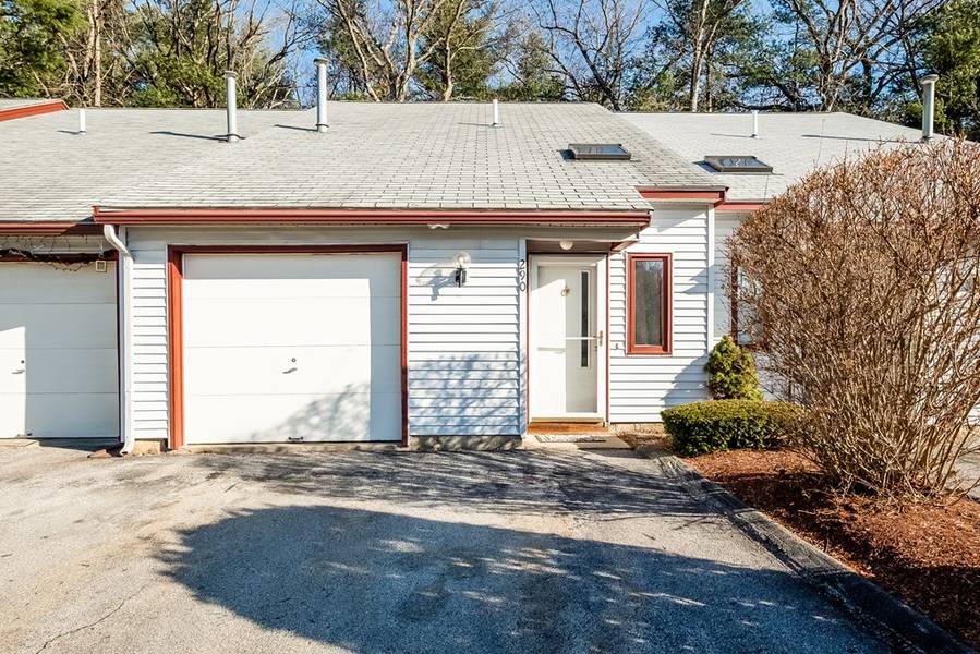 290 Stonebridge Drive #290, Nashua, NH 03063