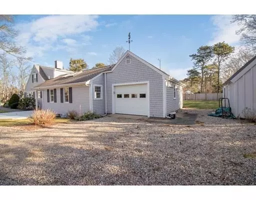 Eastham, MA 02642,95 Sparrowhawk Ln