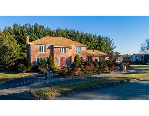 51 Pinewood Hls, Longmeadow, MA 01106