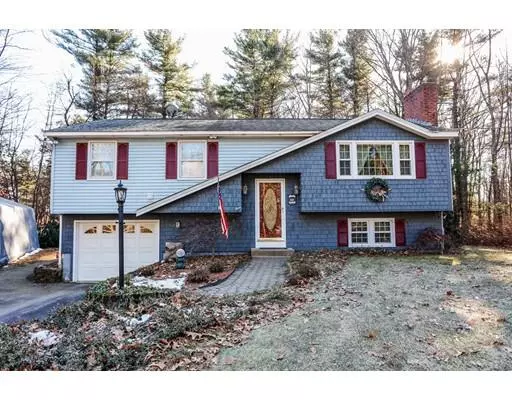 3 Timothy Lane, Hudson, NH 03051