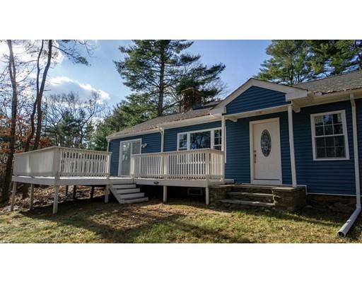 17 Gardner Ave, Sturbridge, MA 01566