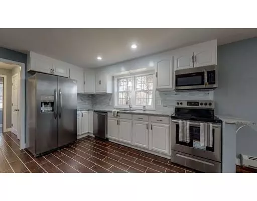 Sturbridge, MA 01566,17 Gardner Ave