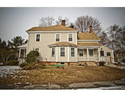 3 Wheelock St, Oxford, MA 01540