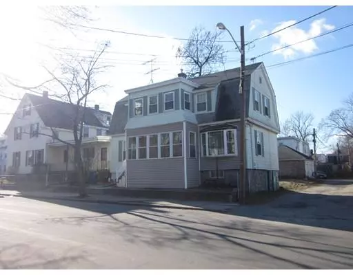 73 Foster St, Lawrence, MA 01843