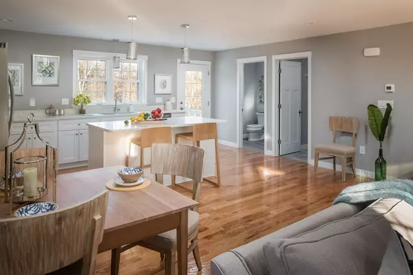 Grafton, MA 01560,19 Craftsman Court #10