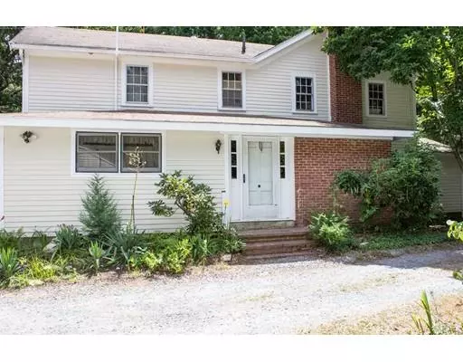 61-63 County St., Dover, MA 02030