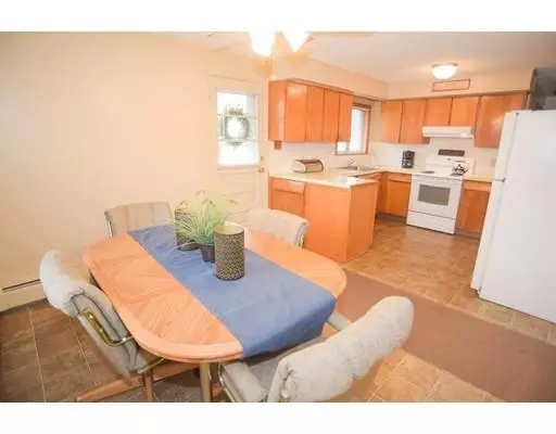 Holyoke, MA 01040,35 Roland Street