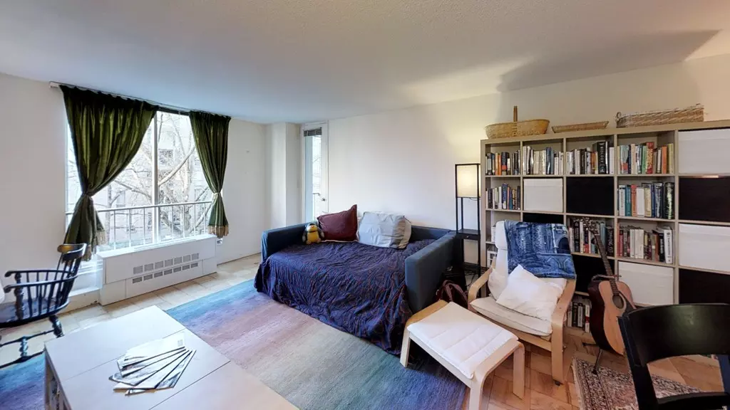 Brookline, MA 02445,99 Pond Ave #404