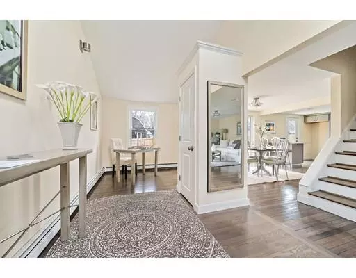 Hingham, MA 02043,15 Bradley Woods Dr