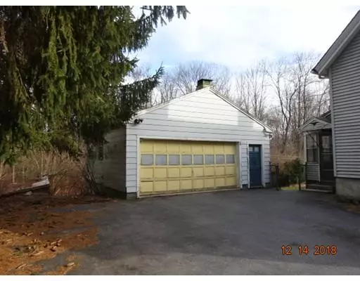 Lancaster, MA 01523,327 Ponakin Road