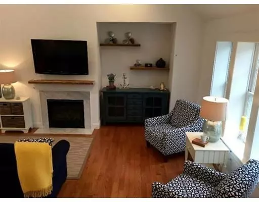 Brewster, MA 02631,35 White Rock Road