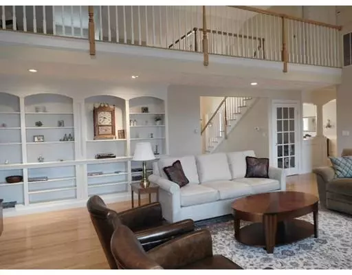 Tyngsborough, MA 01879,12 Skyline Dr