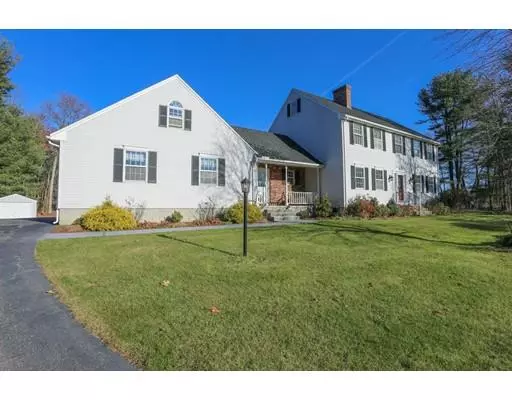 Granby, MA 01033,18 Deerbrook Dr