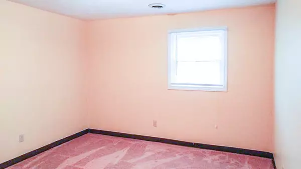 Fall River, MA 02723,55 Concord St #1