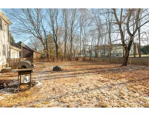 Saugus, MA 01906,45 Oaklandvale Ave