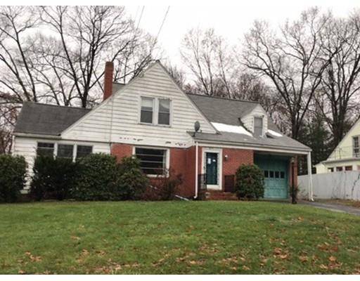 215 W Main St, Dudley, MA 01571