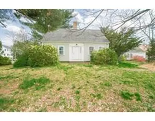 1070 Liberty St, Braintree, MA 02184