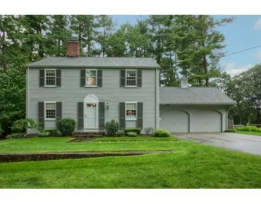 2 Westway, Lynnfield, MA 01940