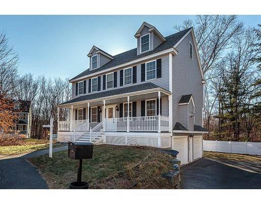 41 Rita St, Lowell, MA 01854