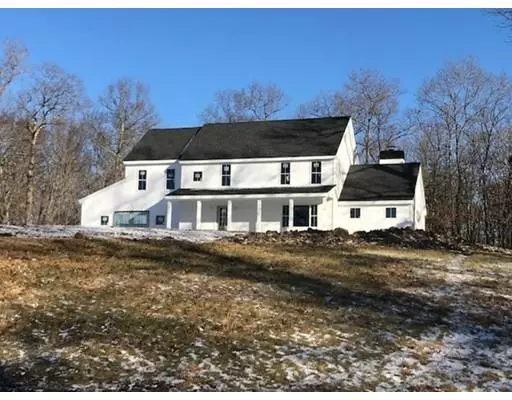 40 Yankees Way, Uxbridge, MA 01569