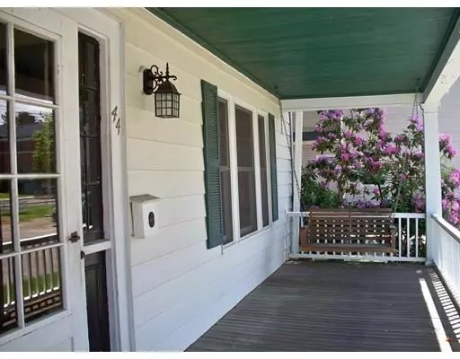 West Boylston, MA 01583,44 Central Street