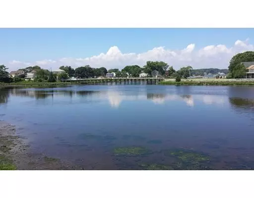 Swansea, MA 02777,341 Ocean Grove Ave