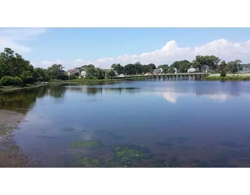 Swansea, MA 02777,341 Ocean Grove Ave