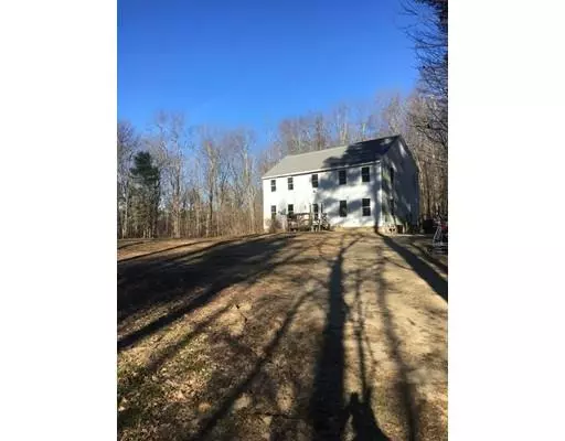 1230 Wauwinet Rd, Barre, MA 01005