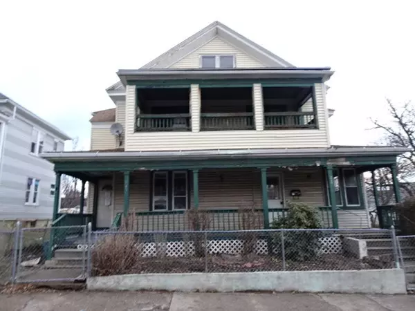 245-247 Suffolk St, Holyoke, MA 01040