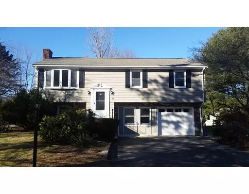 13 John F Kennedy Dr, Norton, MA 02766