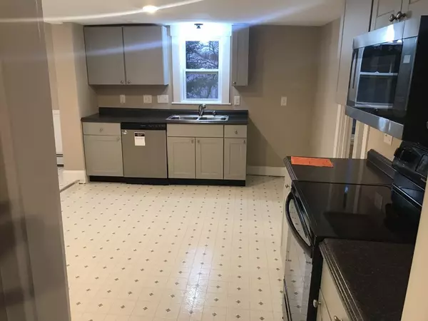 Milford, MA 01757,13 East St