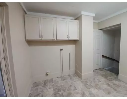 Athol, MA 01331,173 Prospect